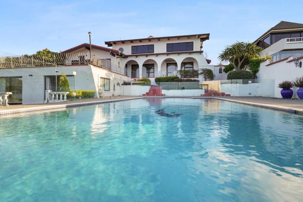 Magnificent Beachfront Mansion - Pool - Fireplace Auckland Exterior foto